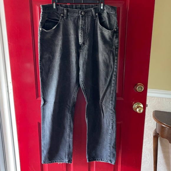 Wrangler Other - Wrangler men’s black jeans sz 36x32
